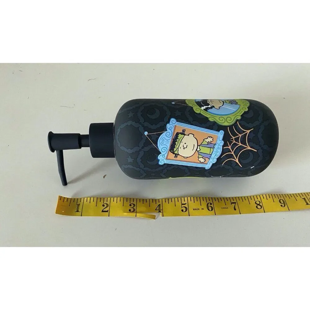 Peanuts Snoopy Charlie Brown Halloween Costumes Black Soap Lotion‎ Dispenser NEW
